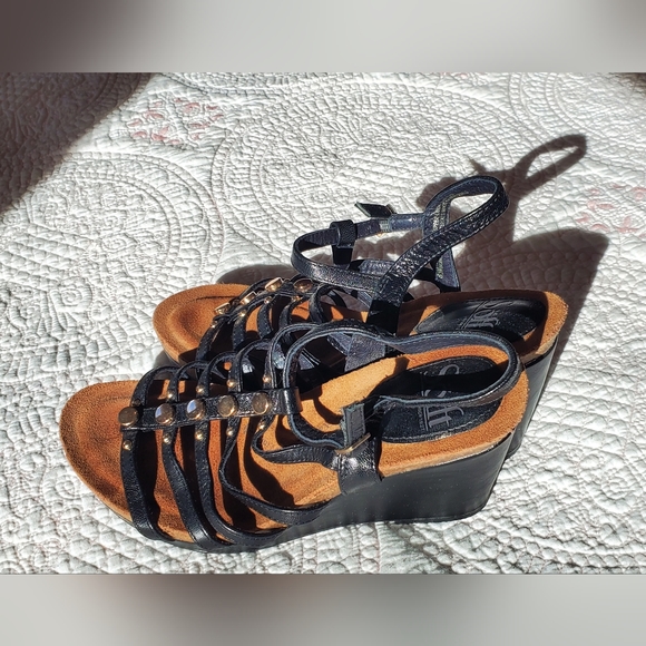 Sofft black wedge leather sandals - Picture 2 of 4
